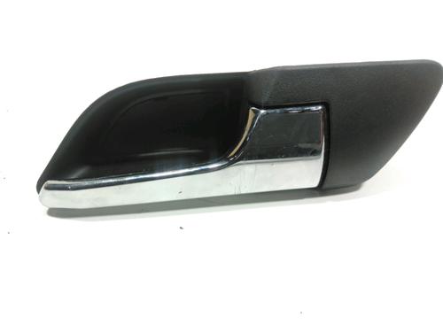 Used Rear right interior door handle Rear right interior door handle 28252412 28252412
