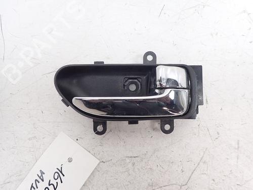 Used Front right interior door handle Front right interior door handle 30996037 30996037