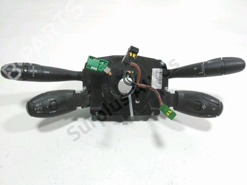 steering-wheel-controls-peugeot-407-coupe-6c_-2005-35808162 main image