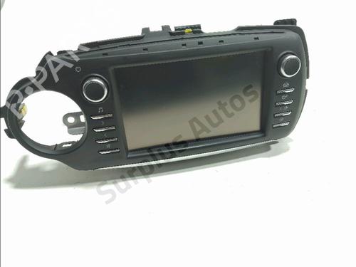 Used Radio Radio TOYOTA YARIS (_P13_) 1.5 (NSP131_) (112 hp) 34001769 34001769