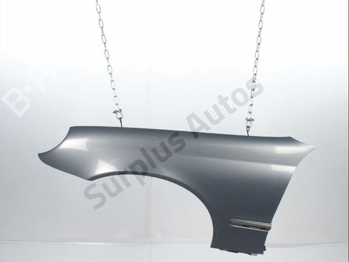 Used Left front fenders Left front fenders 37658526 37658526