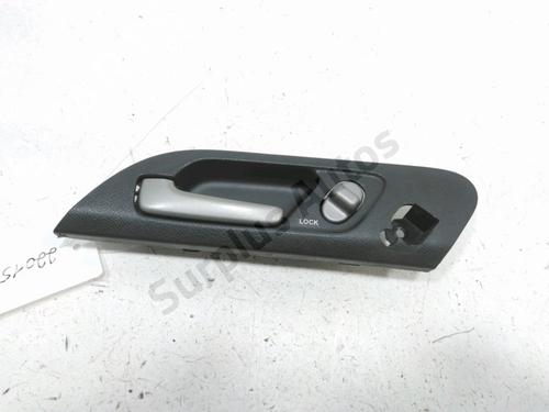 Venstre fortil invendig håndtag HONDA CIVIC VII Hatchback (EU, EP, EV) 1.4 iS (EP1, EU5, EU7) (90 hp) 30996488