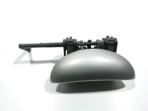 Used Front right exterior door handle PEUGEOT 206 CC (2D) 1.6 16V (2DNFUF, 2DNFUR) (109 hp) 28241812