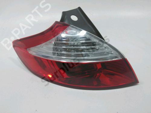 left-taillight-renault-megane-iii-hatchback-bz01_-b3_-2008-37628331 main image