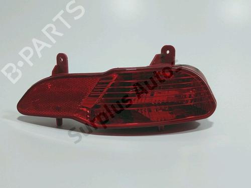 Used Rear fog light Rear fog light PEUGEOT 5008 II (MC_, MJ_, MR_, M4_) 2.0 BlueHDi 180 (MJEHZW, MJEHZR, MJEHZP) (177 hp) 40214929 40214929