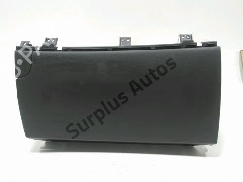 Used Glove box Glove box HYUNDAI i30 (GD) 1.6 CRDi (110 hp) 30991821 30991821