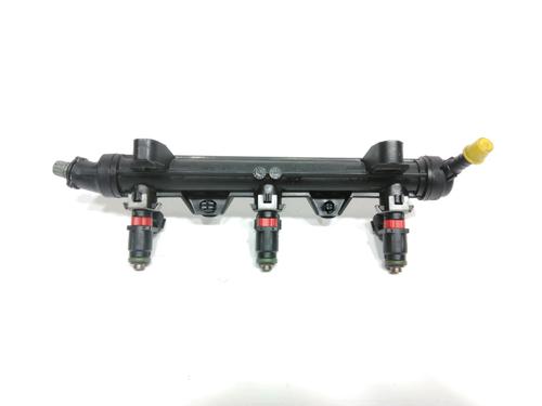 Used Injection rail VW POLO V (6R1, 6C1) 1.2 (70 hp) 28221332