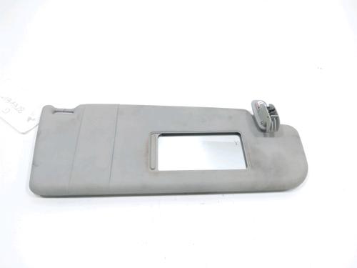 Used Right sun visor Right sun visor 31002537 31002537