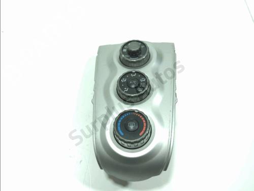 Used Climate control TOYOTA YARIS (_P9_) 1.4 D-4D (NLP90_, NLP90R) (90 hp) 30869322