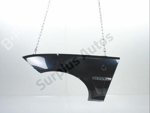 Used Left front fenders Left front fenders 37771736 37771736