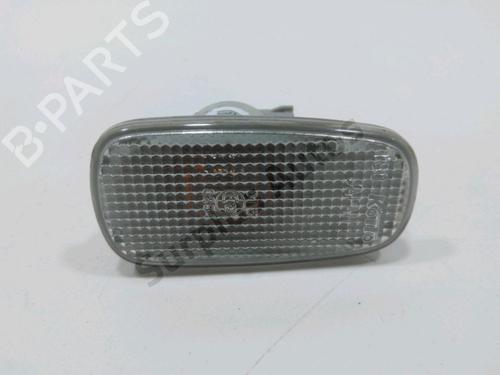 Høyre indikator TOYOTA RAV 4 II (_A2_) 2.0 D 4WD (CLA20_, CLA21_, CLA20R, CLA21R) (116 hp) 32280046