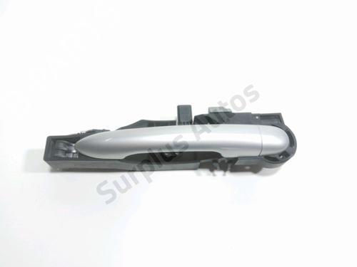 Used Front right exterior door handle RENAULT LAGUNA III (BT0/1) 2.0 dCi (BT07, BT0J, BT14, BT1A, BT1S) (131 hp) 28242077