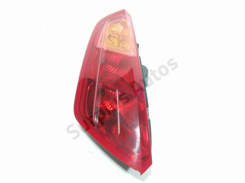 left-taillight-fiat-grande-punto-199_-2005-34178468 main image