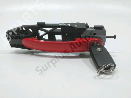 front-left-exterior-door-handle-vw-polo-v-6r1-6c1-2009-2010-2011-2012-2013-2014-2015-2016-2017-2018-2019-2020-2021-2022-32655351 main image