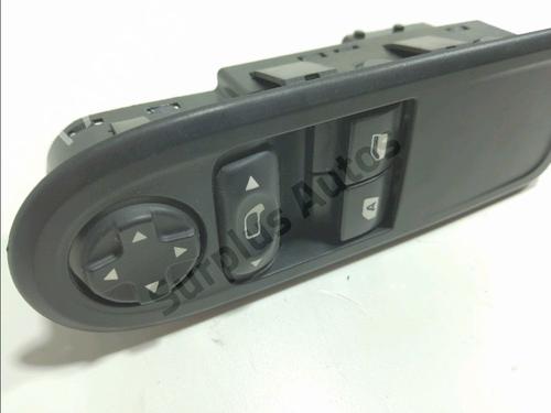 Left front window switch CITROËN C3 II (SC_) 1.2 VTi 82 | BP37066008I27 - Image 2
