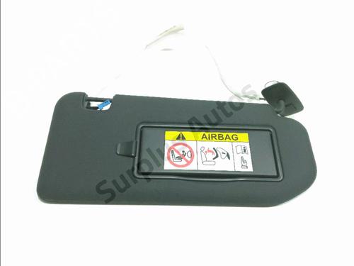 right-sun-visor-ds-ds-7-crossback-j4_-jr_-jc_-2017-32742417 main image