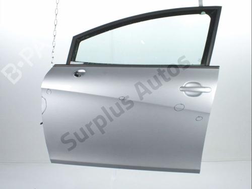 Used Left front door SEAT LEON (1P1) 2.0 TDI 16V (140 hp) 30694172