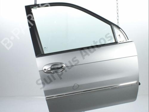 Used Right front door KIA CARNIVAL I (UP, FL) 2.9 TDi (126 hp) 31798383