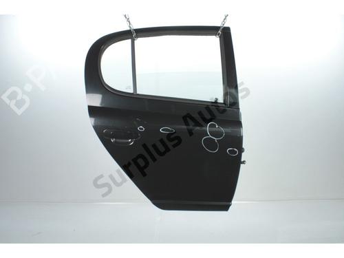 Puerta trasera derecha TOYOTA YARIS (_P1_) 1.3 (SCP12_, SCP13_, SCP12R, SCP13R) (87 hp) 31285506
