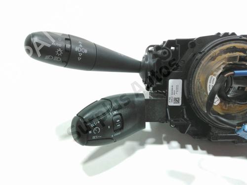 Steering wheel controls PEUGEOT 5008 (0U_, 0E_) 1.6 HDi | BP28227369E15 