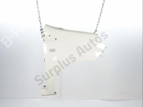 Used Right front fenders Right front fenders 38082646 38082646