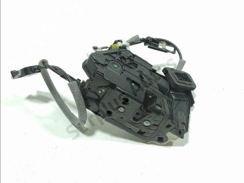 front-right-lock-vw-polo-v-6r1-6c1-2009-2010-2011-2012-2013-2014-2015-2016-2017-2018-2019-2020-2021-2022-32102513 main image