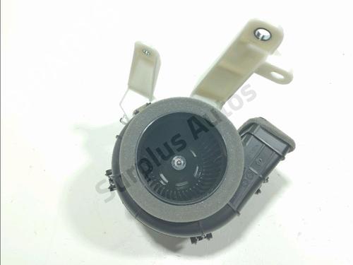 Ventilator motor Ventilator motor TOYOTA YARIS CROSS (MXP_) 1.5 Hybrid (MXPJ10) (116 hp) 36796128 36796128