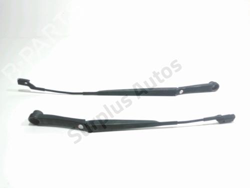 Used Front windshield wiper arm Front windshield wiper arm KIA VENGA (YN) 1.6 CVVT (125 hp) 40491083 40491083