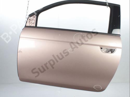 Used Left front door FIAT 500e (332_) Elektro (FA1) (95 hp) 32153952