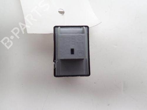 Right front window switch AUDI A3 Sportback (8PA) 2.0 TDI 16V | BP37772774I26 - Image 2