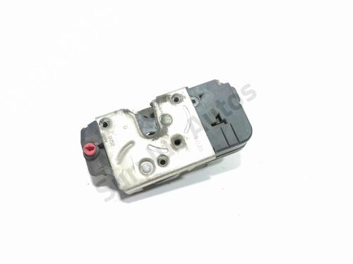 rear-right-lock-peugeot-206-2l_-2m_-2009-2010-2011-2012-2013-37870869 main image
