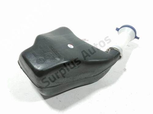 Used Windscreen washer tank Windscreen washer tank PEUGEOT 106 II (1A_, 1C_) 1.4 i (75 hp) 40465402 40465402