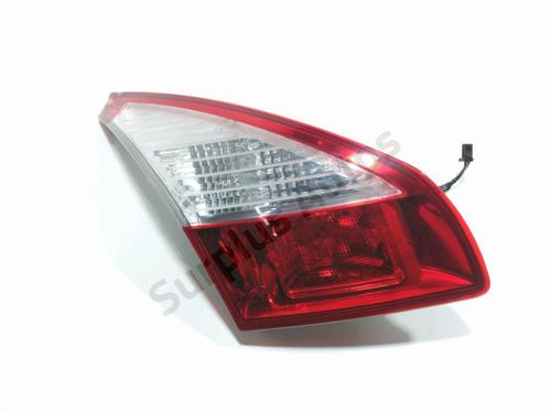 Used Left tailgate light RENAULT MEGANE III Hatchback (BZ0/1_, B3_) 1.5 dCi (106 hp) 28803966