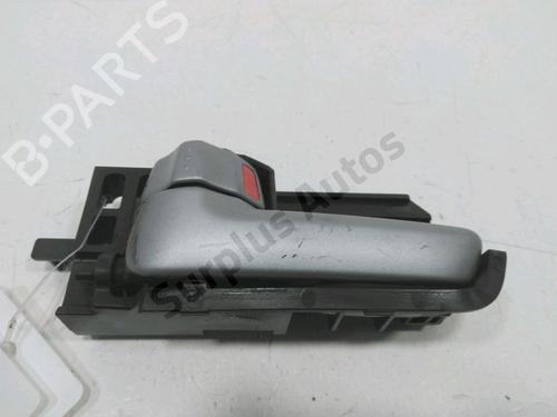 Used Rear left interior door handle Rear left interior door handle SUZUKI SWIFT III (MZ, EZ) 1.3 (RS413, ZC11S) (92 hp) 31000064 31000064