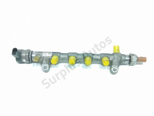 injection-rail-vw-touran-1t3-2010-2011-2012-2013-2014-2015-2016-37167431 main image