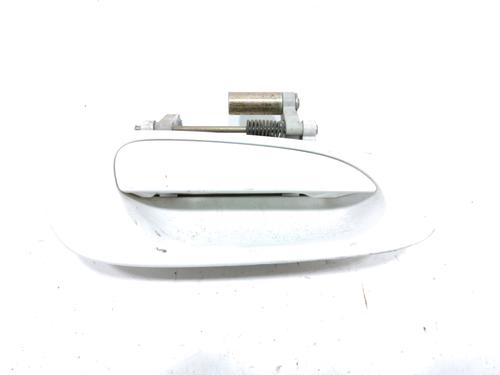 Używane Klamka zewnętrzna drzwi przednich prawych HONDA CIVIC VII Hatchback (EU, EP, EV) 1.6 i (EP2, EU8, EU6) (110 hp) 30995724