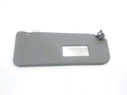 Used Right sun visor Right sun visor 31002660 31002660