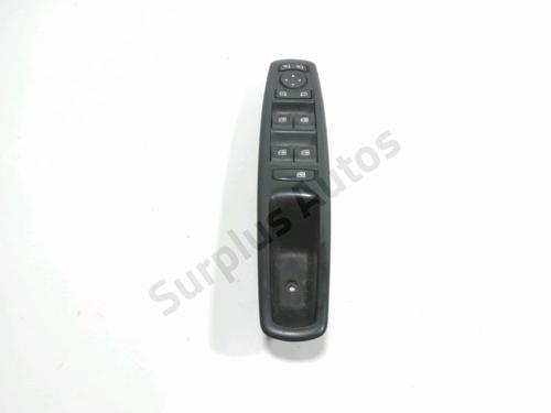 Used Left front window switch RENAULT SCÉNIC III (JZ0/1_) 1.5 dCi (110 hp) 31635918