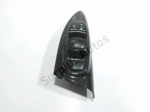 Used Left front window switch NISSAN JUKE (F15) 1.2 DIG-T (115 hp) 30828653
