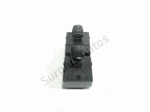 right-front-window-switch-nissan-juke-f15-2010-2011-2012-2013-2014-2015-2016-2017-2018-2019-33646770 main image