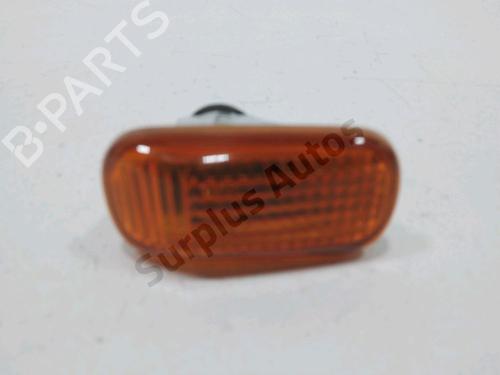 Used Left side indicator Left side indicator 31005548 31005548