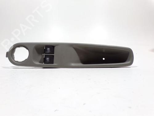 Used Left front window switch Left front window switch RENAULT ZOE (BFM_) ZOE (88 hp) 28249097 28249097