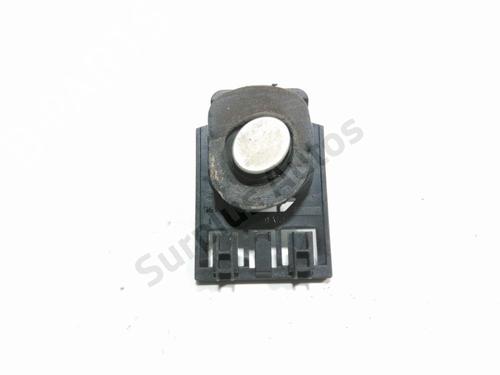 switch-peugeot-407-coupe-6c_-2005-32311260 main image