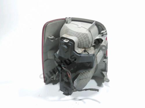Right taillight VW TOURAN (1T1, 1T2) 1.9 TDI | BP28268974C35