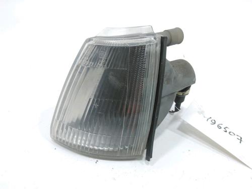 Used Left front indicator RENAULT CLIO I (B/C57_, 5/357_) 1.9 D (B/C/S576, B/C/S57L) (64 hp) 31004426