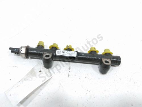 Used Injection rail Injection rail 30985137 30985137