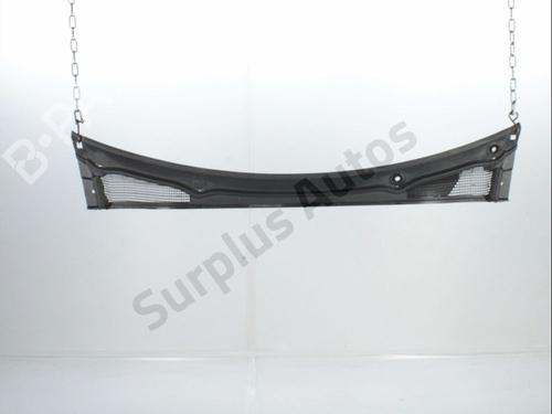 Griglia sotto parabrezza RENAULT CLIO IV (BH_) 1.5 dCi 75 (75 hp) 32742176