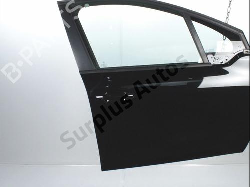 right-front-door-peugeot-208-i-ca_-cc_-2012-2013-2014-2015-2016-2017-2018-2019-2020-2021-36509332 main image