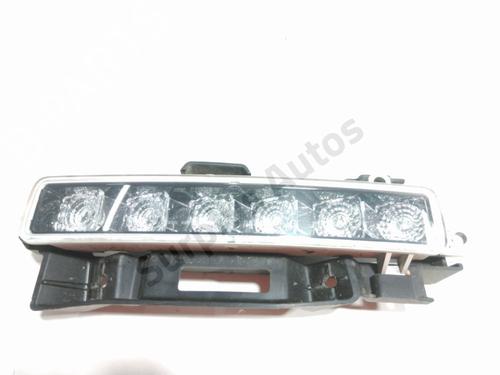 Used Right daytime light Right daytime light PEUGEOT 108 1.0 VTi 72 (72 hp) 40214699 40214699