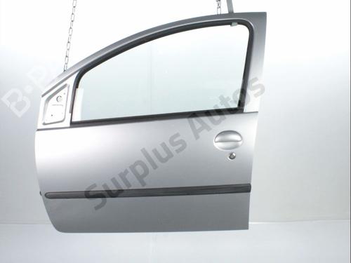 Used Left front door PEUGEOT 107 (PM_, PN_) 1.0 (68 hp) 28244490